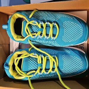 Orthofeet Coral Walking Shoes Sneakers 8.5 8 1/2 Turquoise Lime Knit Lace